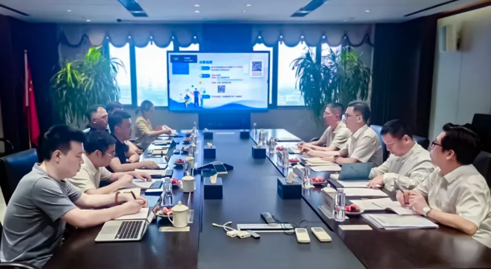 Quanzhou Jinjiang International Airport and ZTO Airlines Hold Talks